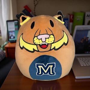 2022 MSU Montana State Collage Champ Squish Mascot with "M" Logo 12”